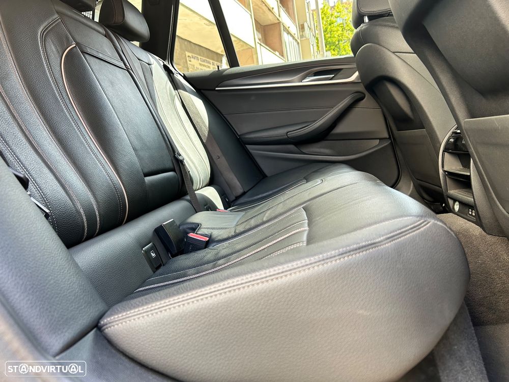 BMW 520 d Pack M Auto - 12