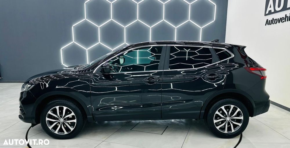 Nissan Qashqai 1.6 DCI Xtronic N-Connecta - 32