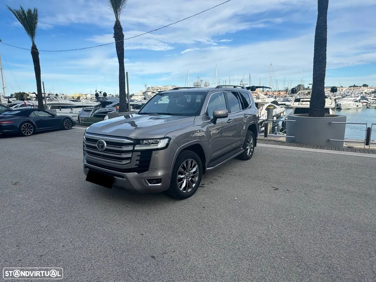 Toyota Land Cruiser - 14