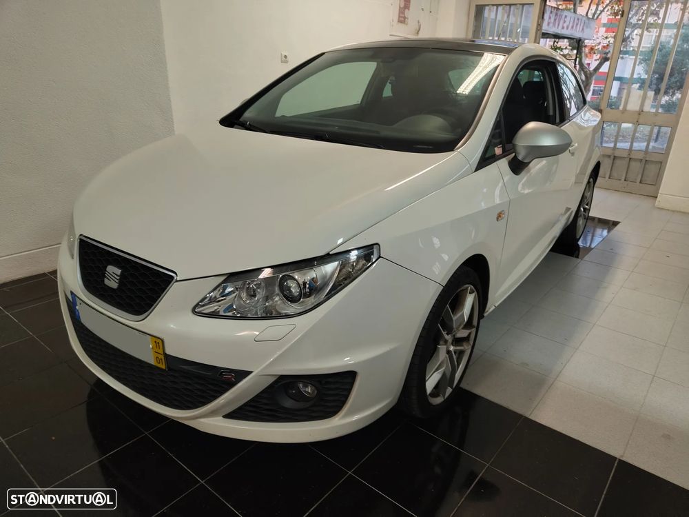 Seat Ibiza 2011 photo 2