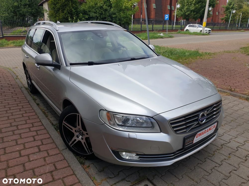 Volvo V70 D4 Geartronic Linje Svart - 15