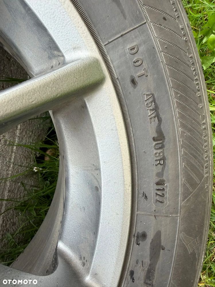 Komplet felgi razem z oponami letnie - 4