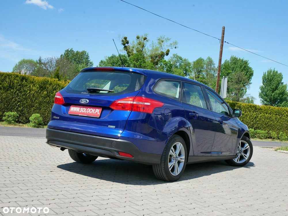 Ford Focus 1.0 EcoBoost Trend Edition - 3