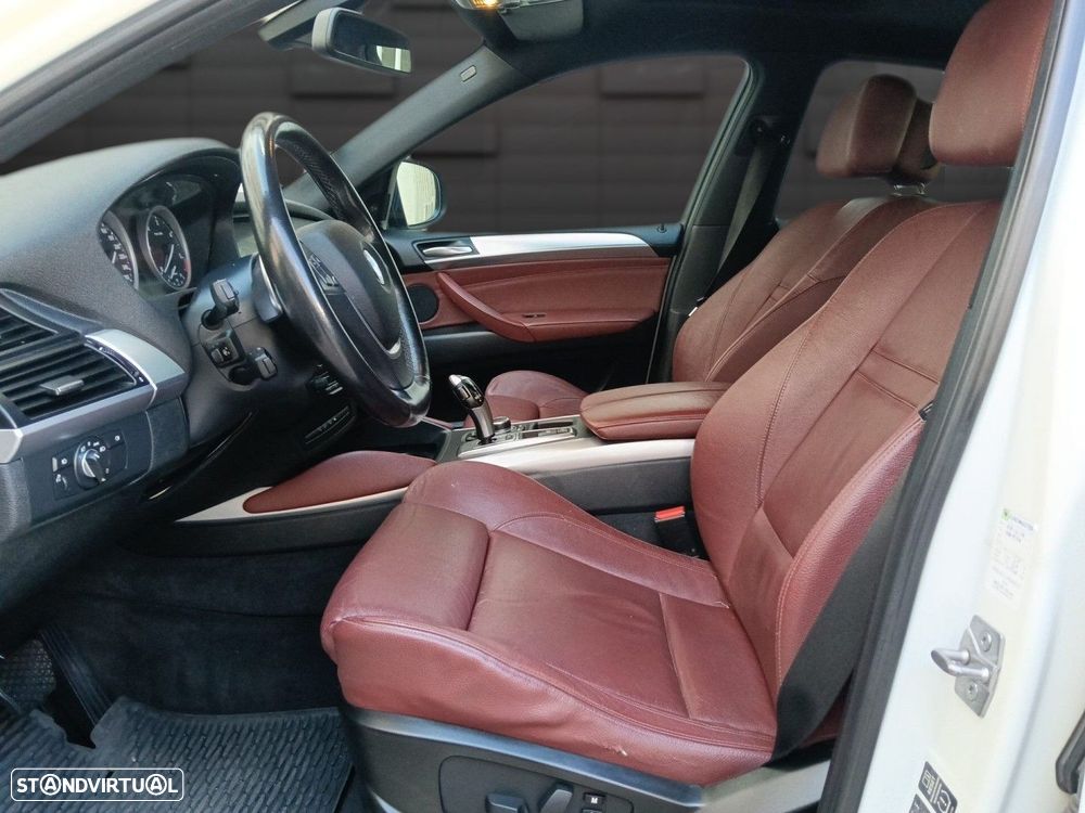 BMW X6 xDrive40d M Sport Edition - 7
