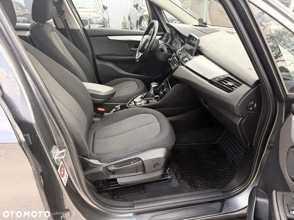 BMW Seria 2 218d xDrive Sport-Aut Advantage - 11