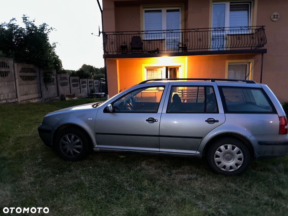 Volkswagen Golf 1.6 Goal - 9