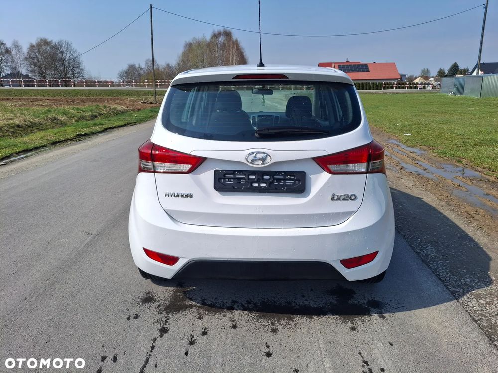 Hyundai ix20 1.4 blue Comfort - 6