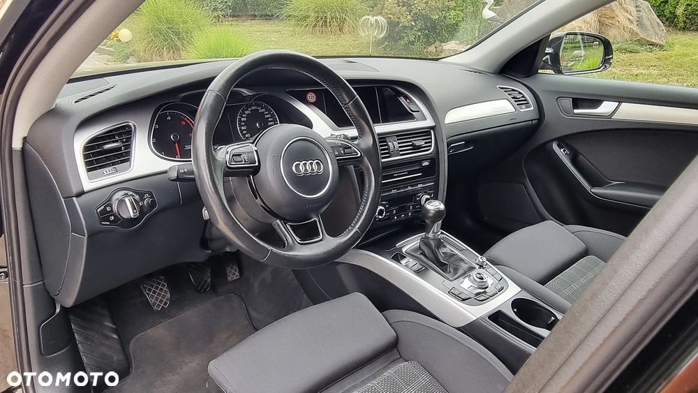 Audi A4 Avant 2.0 TDI DPF clean diesel quattro Ambition - 10
