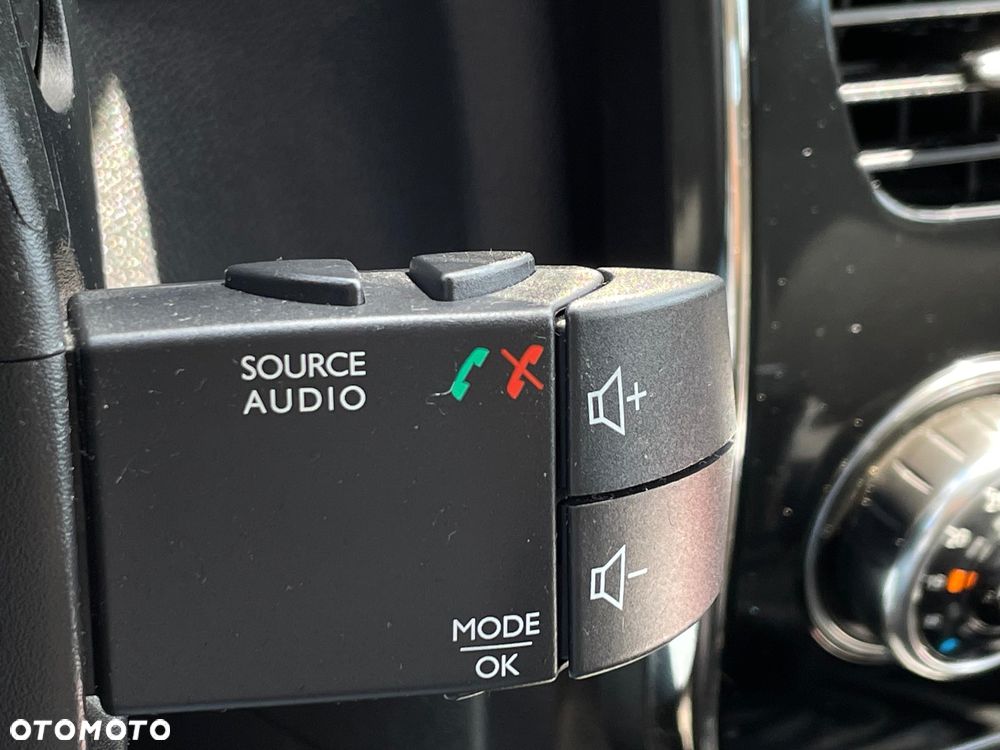 Renault Clio Energy dCi 90 Start & Stop LIMITED - 20