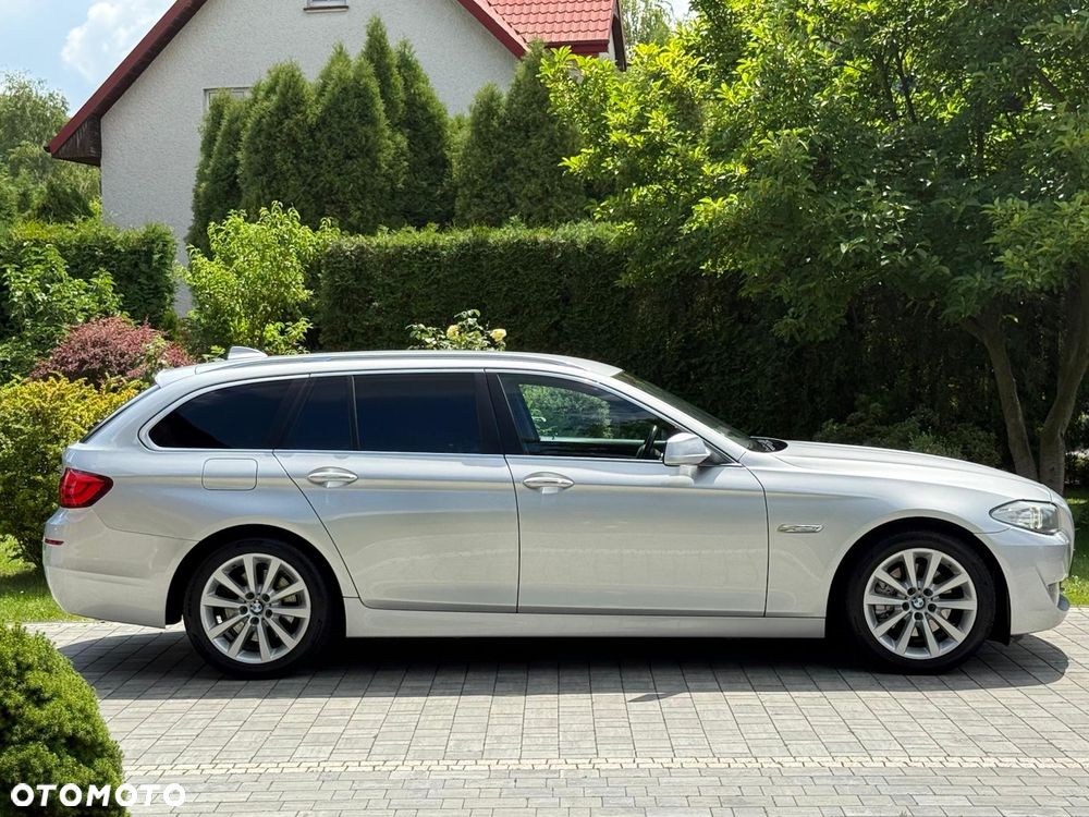 BMW Seria 5 520d - 23