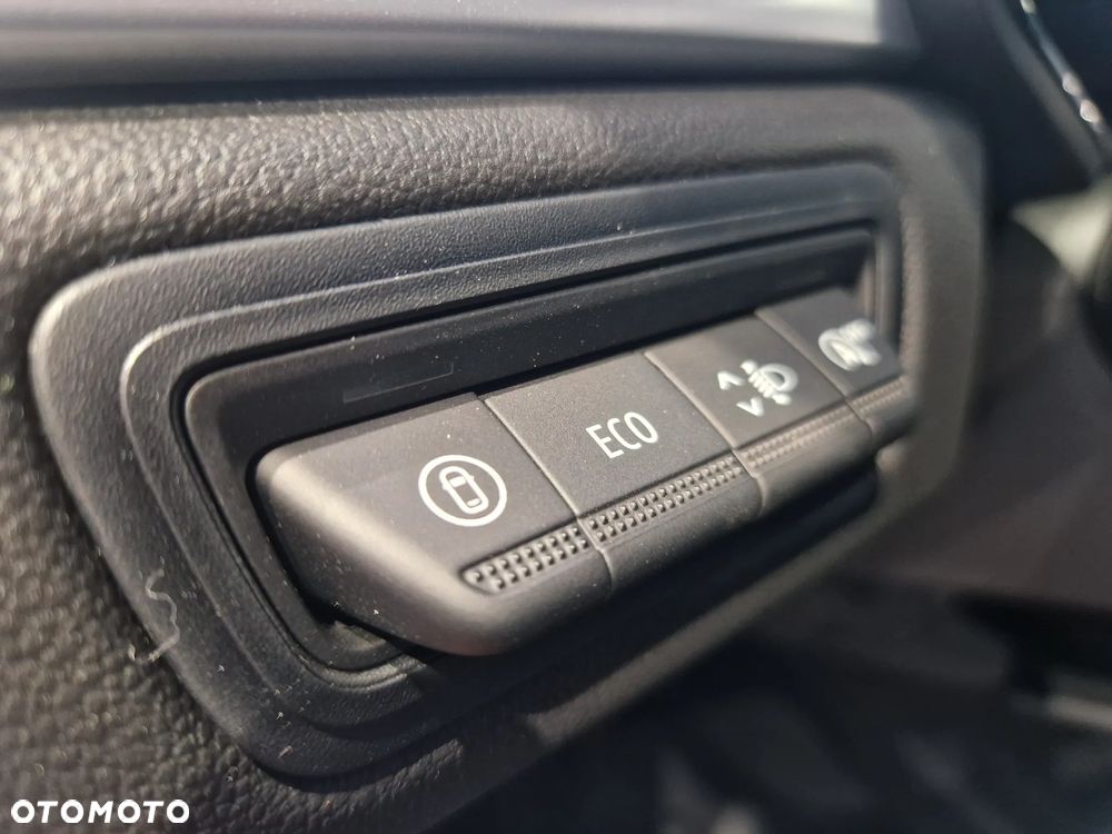 Renault Captur 1.2 TCe Evolution - 16