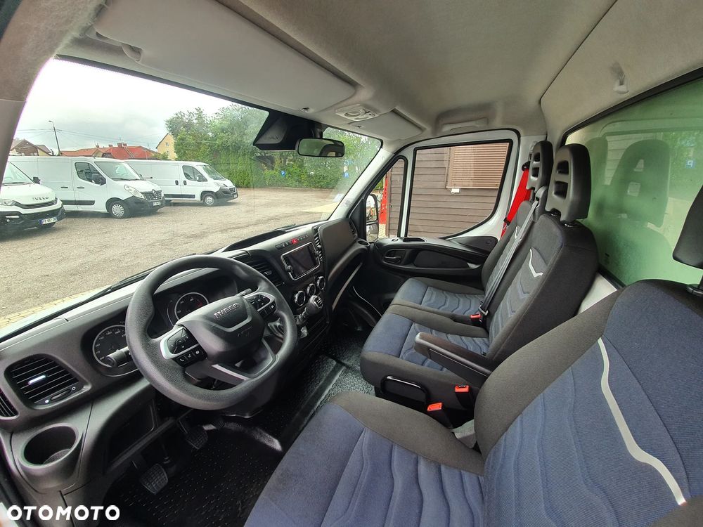 Iveco DAILY - 15