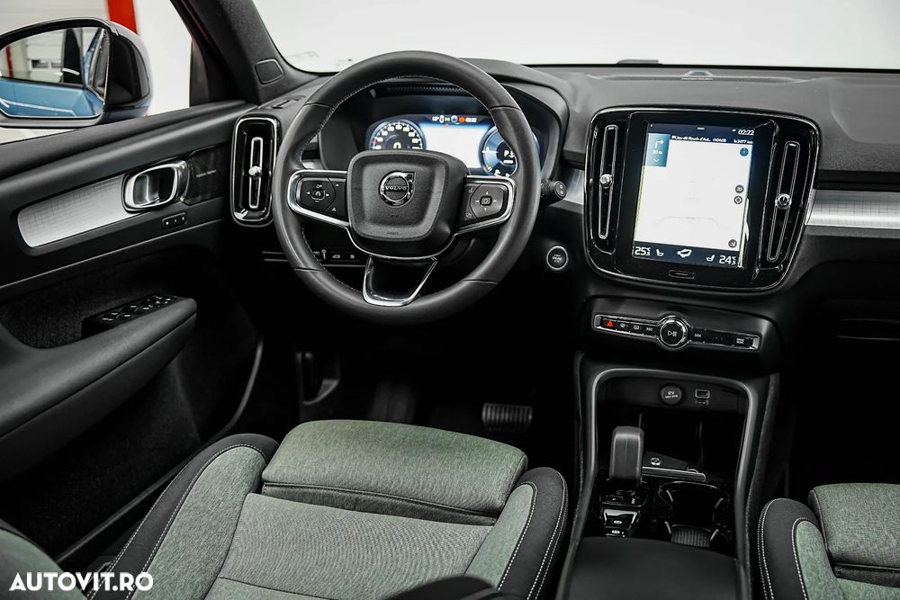 Volvo XC 40 T4 Recharge DKG Plus Bright - 12