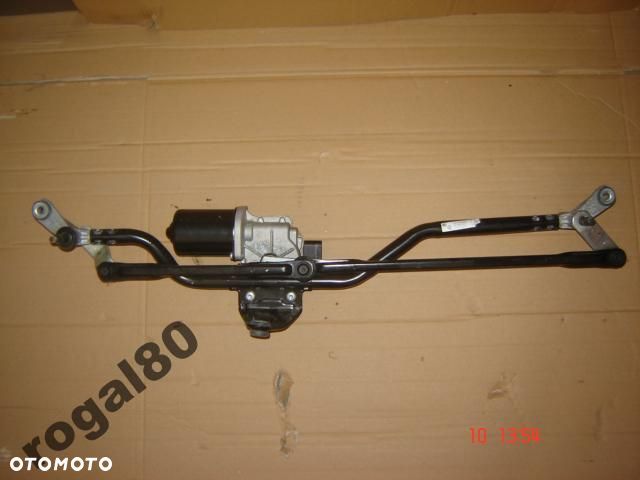 VW AMAROK MECHANIZM WYCIERACZEKSILNIK JAK NOWY - 1