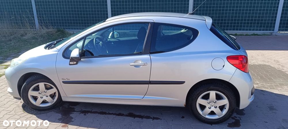 Peugeot 207 1.6 HDi 16V U Move - 3