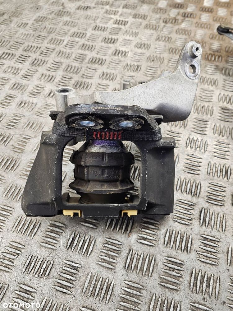 volvo v90 ii łapa poduszka silnika 31430470 - 3