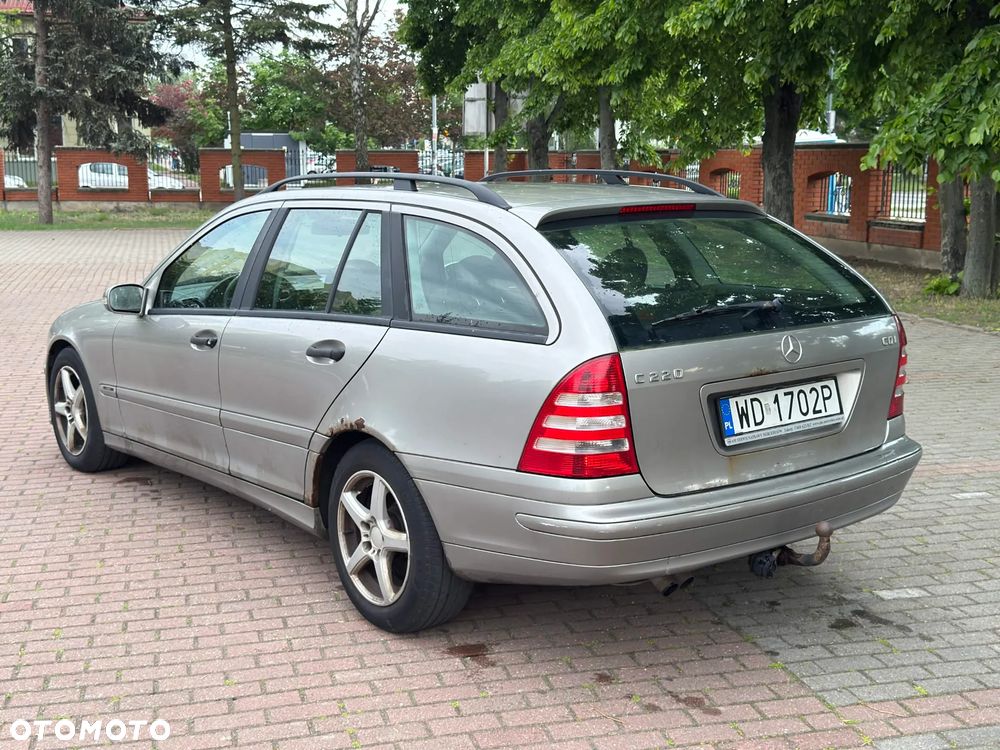 Mercedes-Benz Klasa C 220 T CDI Elegance - 2