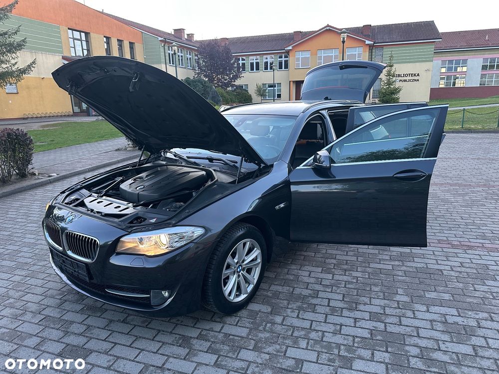 BMW Seria 5 520d - 10