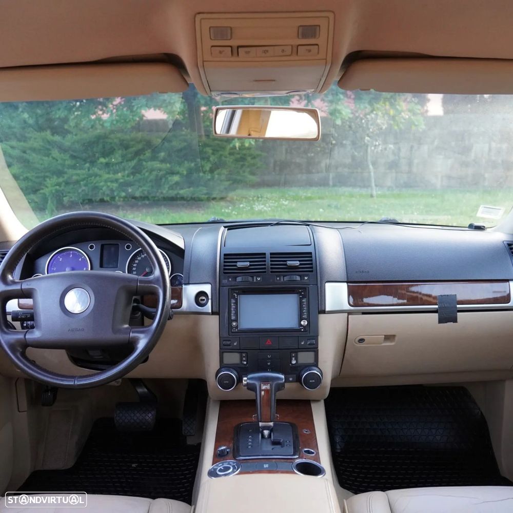 VW Touareg 2.5 TDi Tiptronic - 8