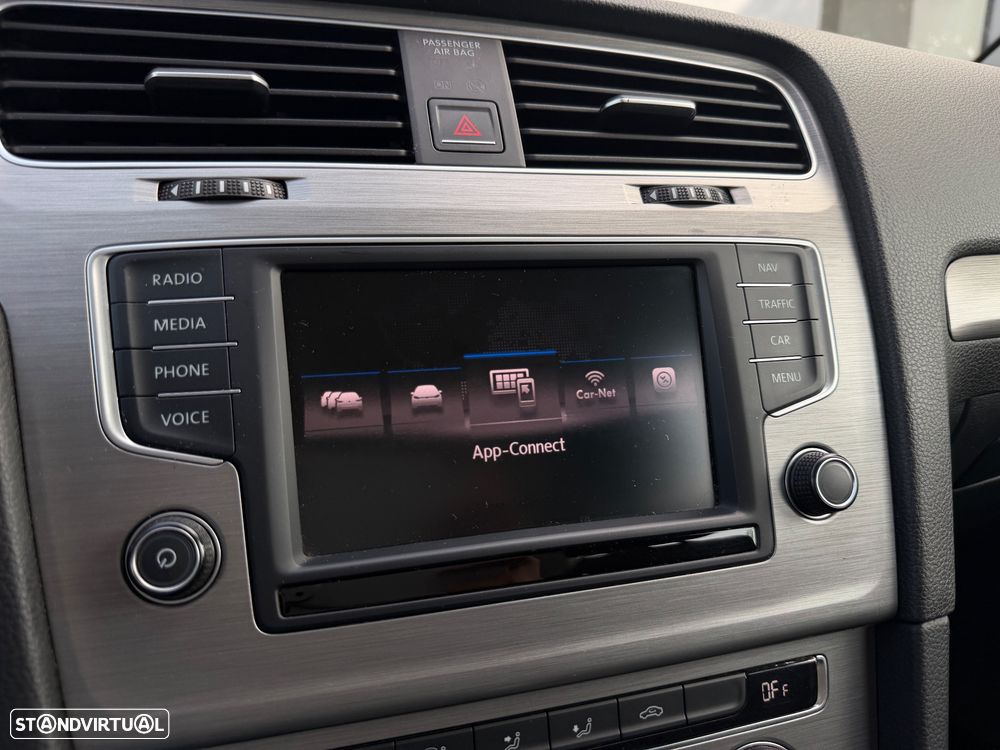 VW Golf Variant 1.6 TDi GPS Edition DSG - 22