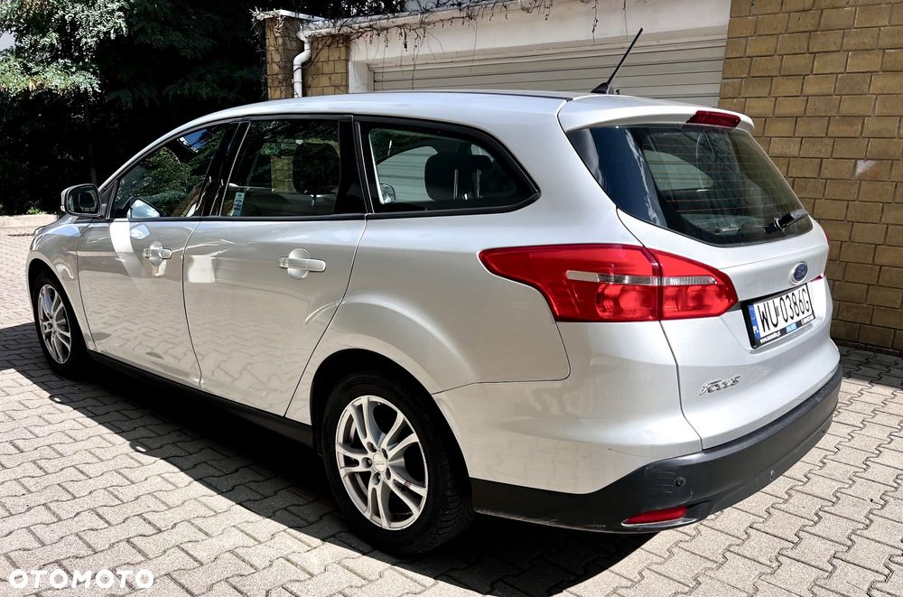 Ford Focus 1.6 Titanium - 13