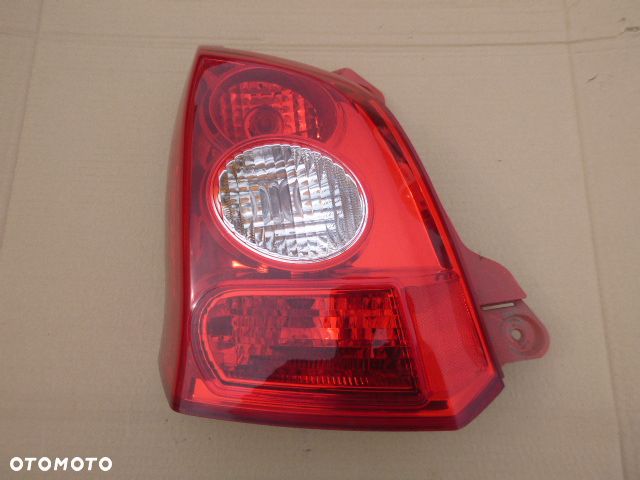 LAMPA LEWY TYŁ LEWA TYLNA NISSAN PIXO 08- - 3