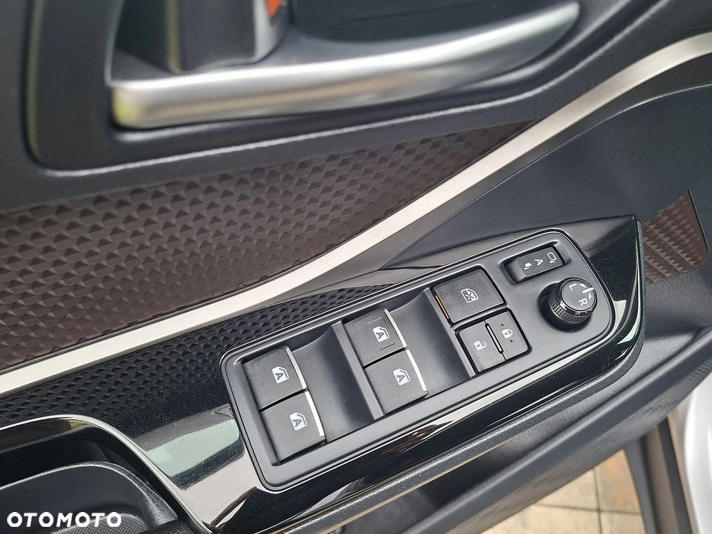 Toyota C-HR - 14