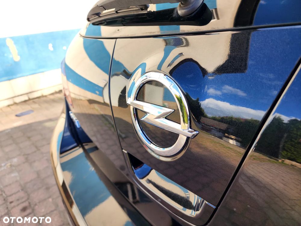 Opel Astra 1.4 Turbo 150 Jahre - 20