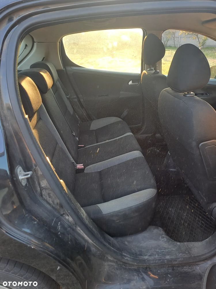 Peugeot 207 1.6 HDi - 6
