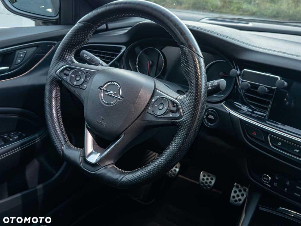 Opel Insignia 2.0 CDTI Exclusive S&S - 10