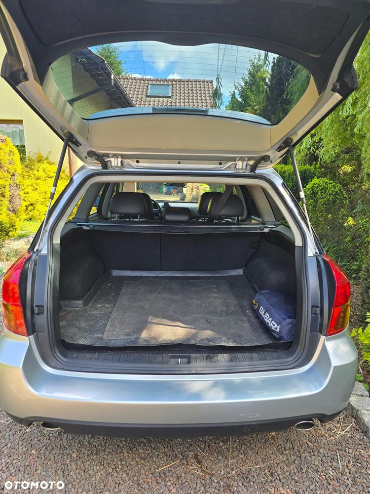 Subaru Outback 2.5i Comf AT - 14