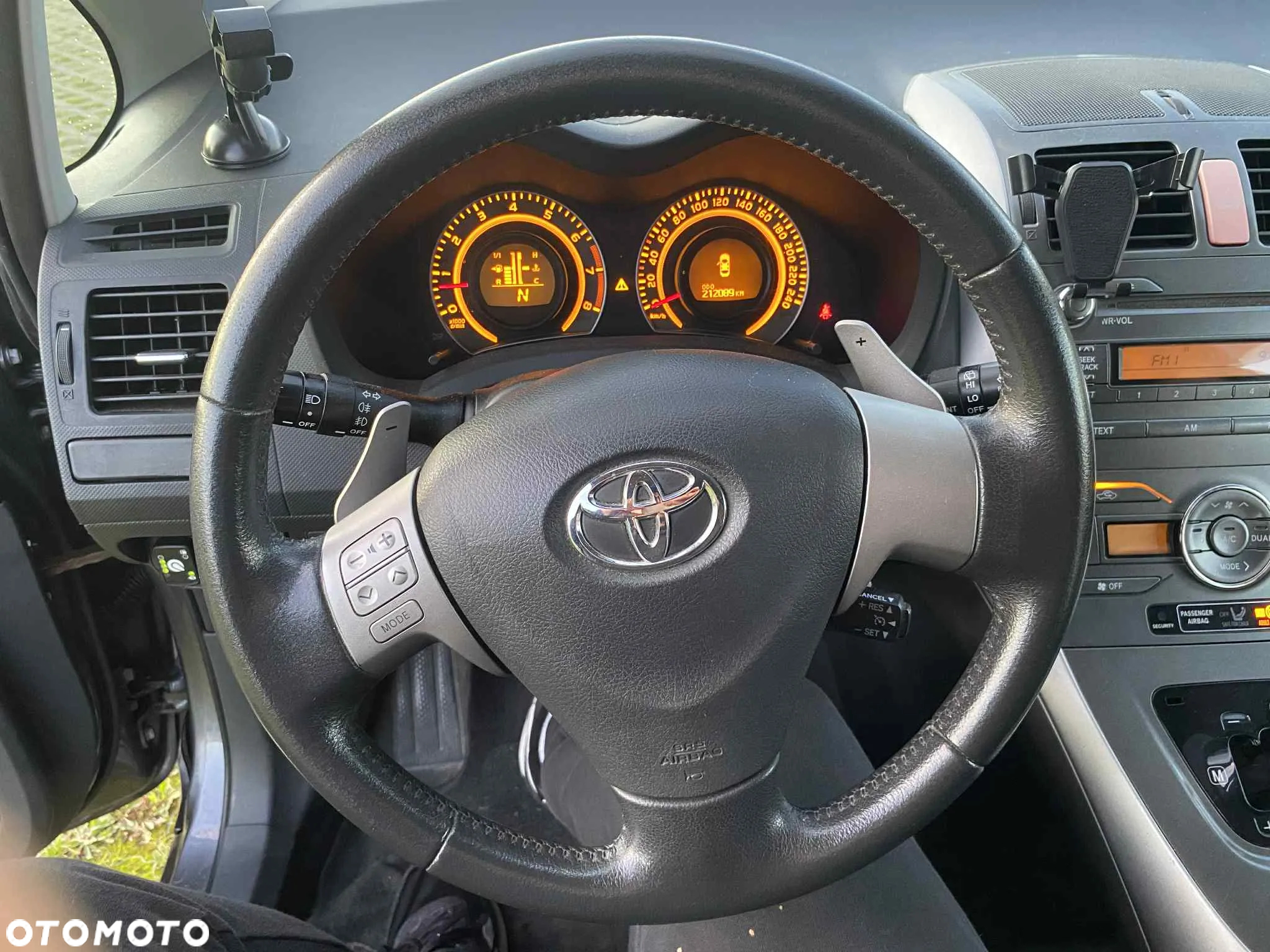 Toyota Auris 1.6 VVT-i Premium MM - 7