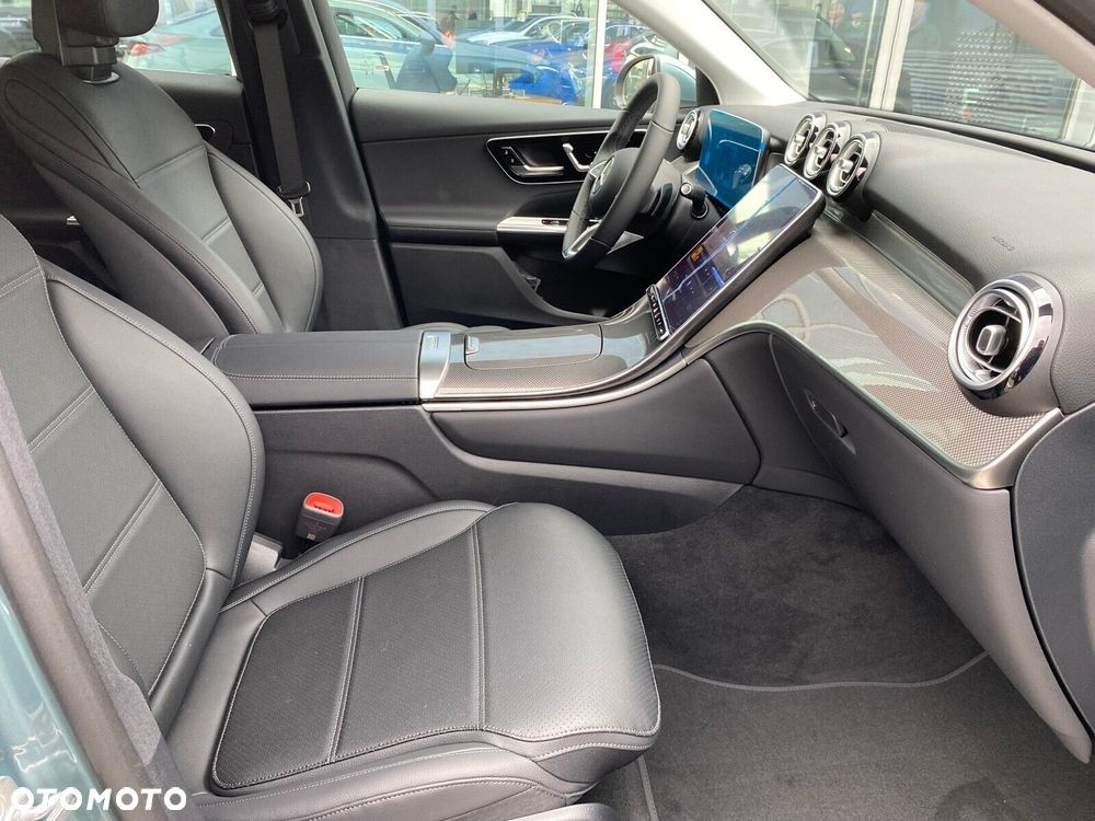 Mercedes-Benz GLC - 22