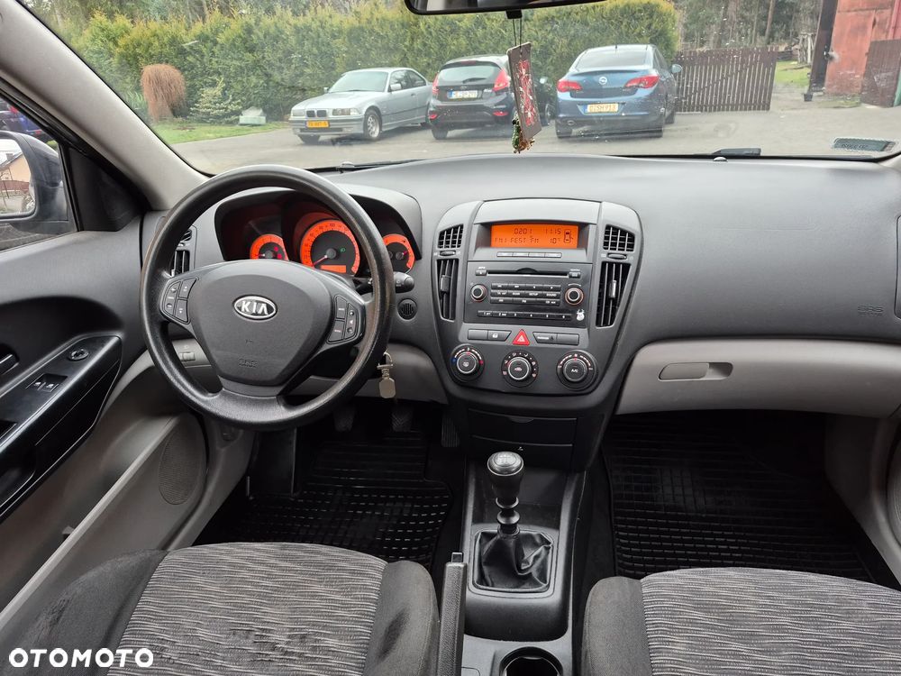 Kia Ceed 1.4 Comfort - 9