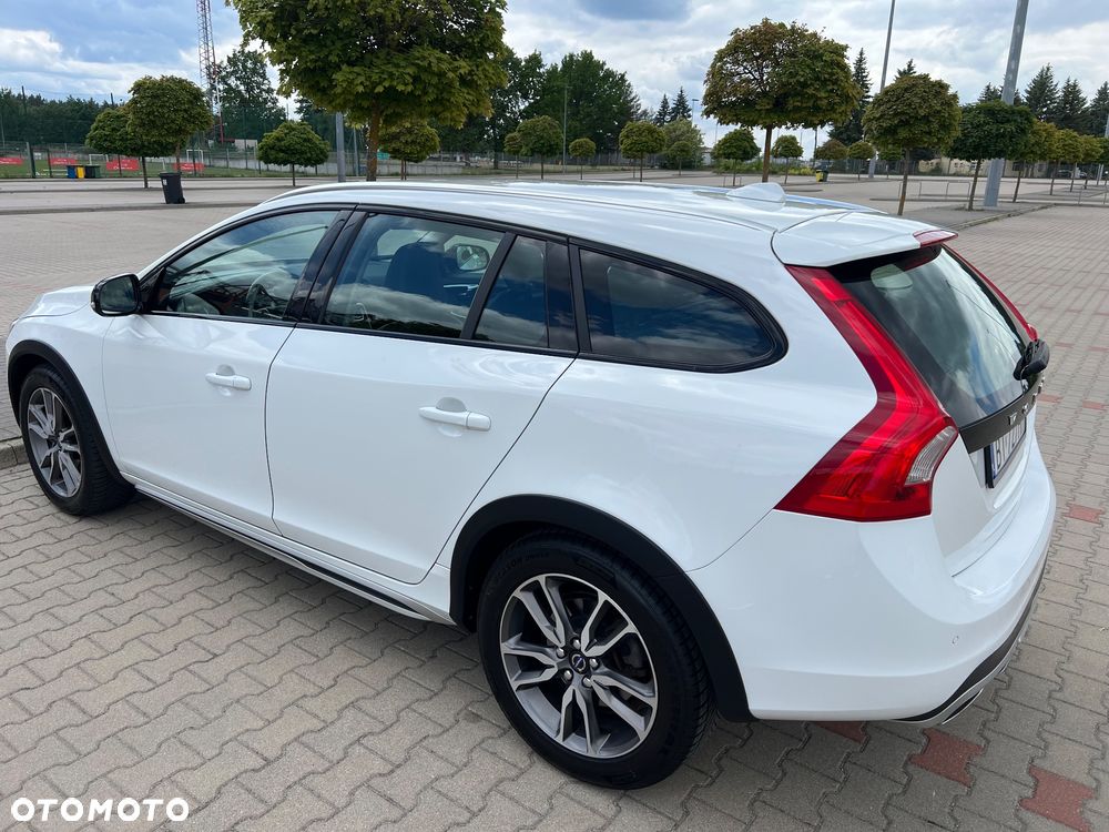 Volvo V60 Cross Country D4 AWD Summum - 23
