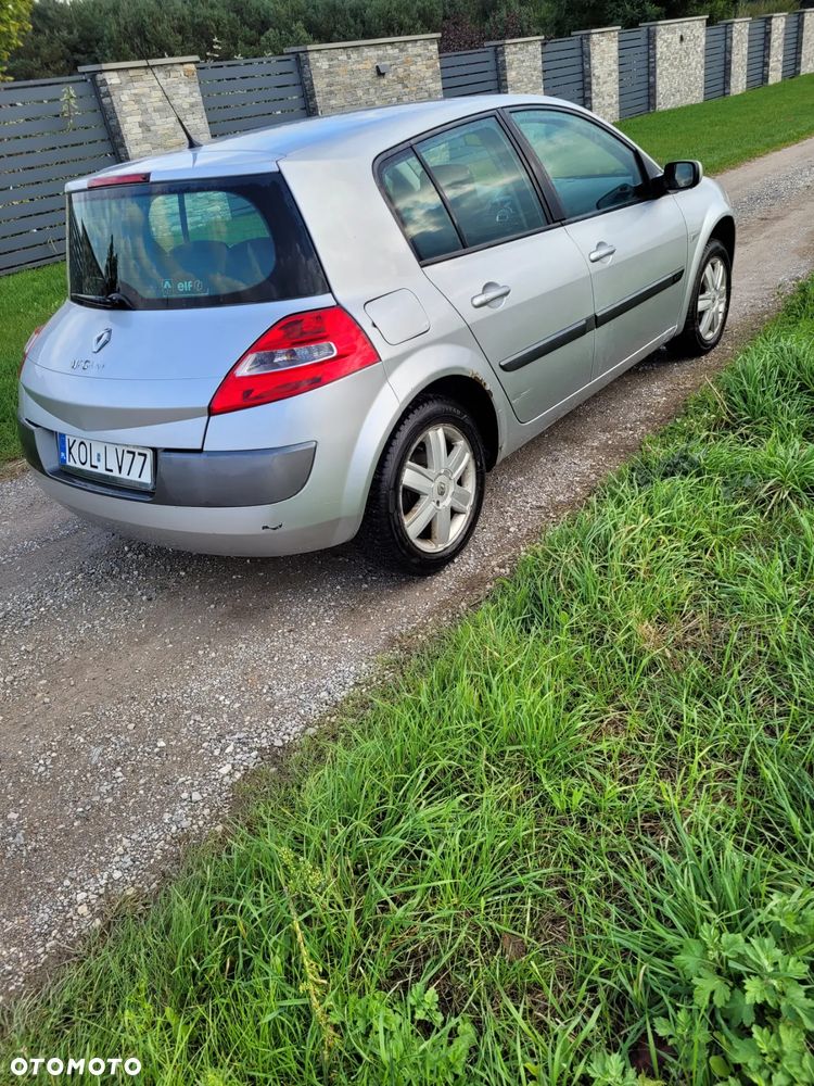 Renault Megane 1.5 dCi Emotion - 2