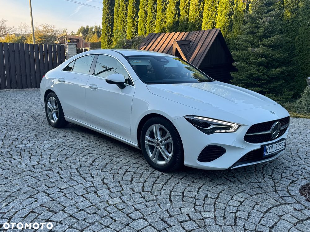 Mercedes-Benz CLA 200 7G-DCT - 7