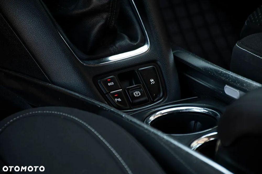 Opel Zafira 2.0 D (CDTI ecoFLEX) Start/Stop Active - 27