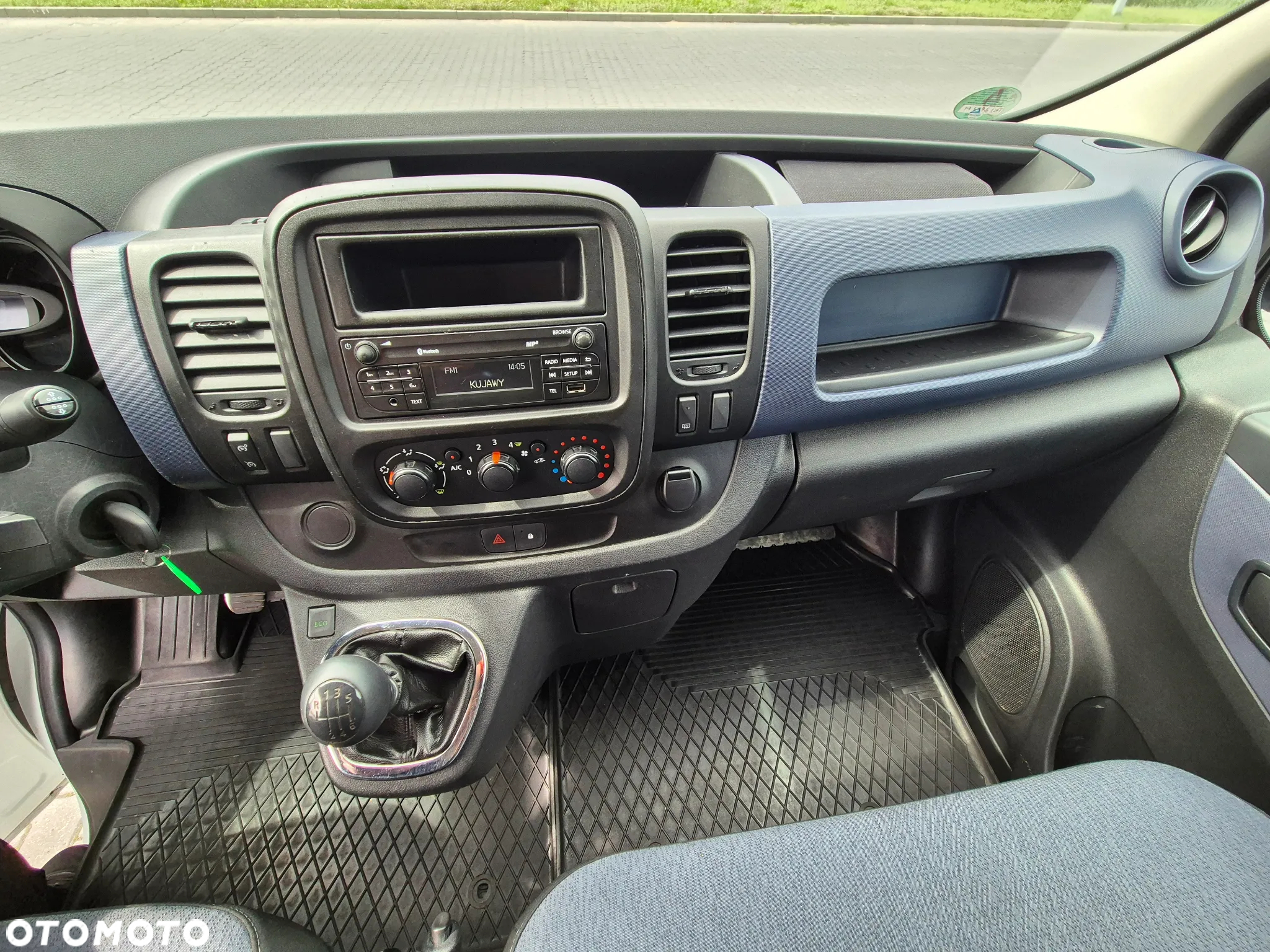 Opel Vivaro - 15