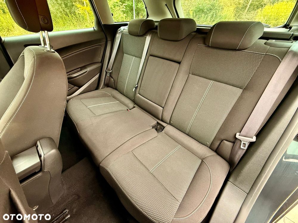 Opel Astra 2.0 CDTI Exklusiv - 13