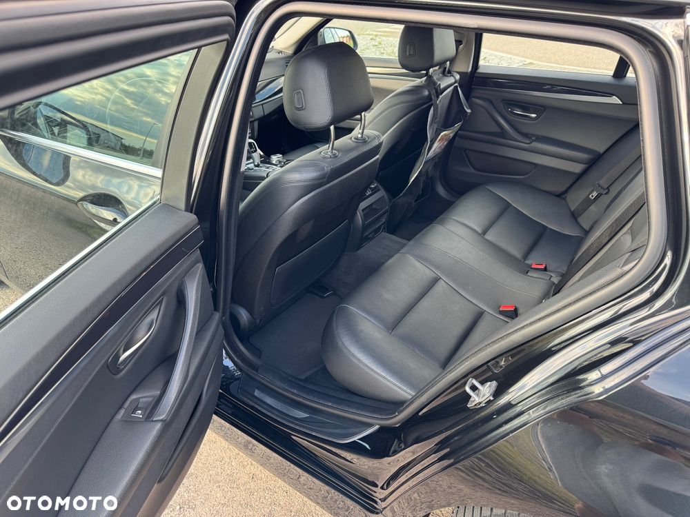 BMW Seria 5 520d xDrive - 5