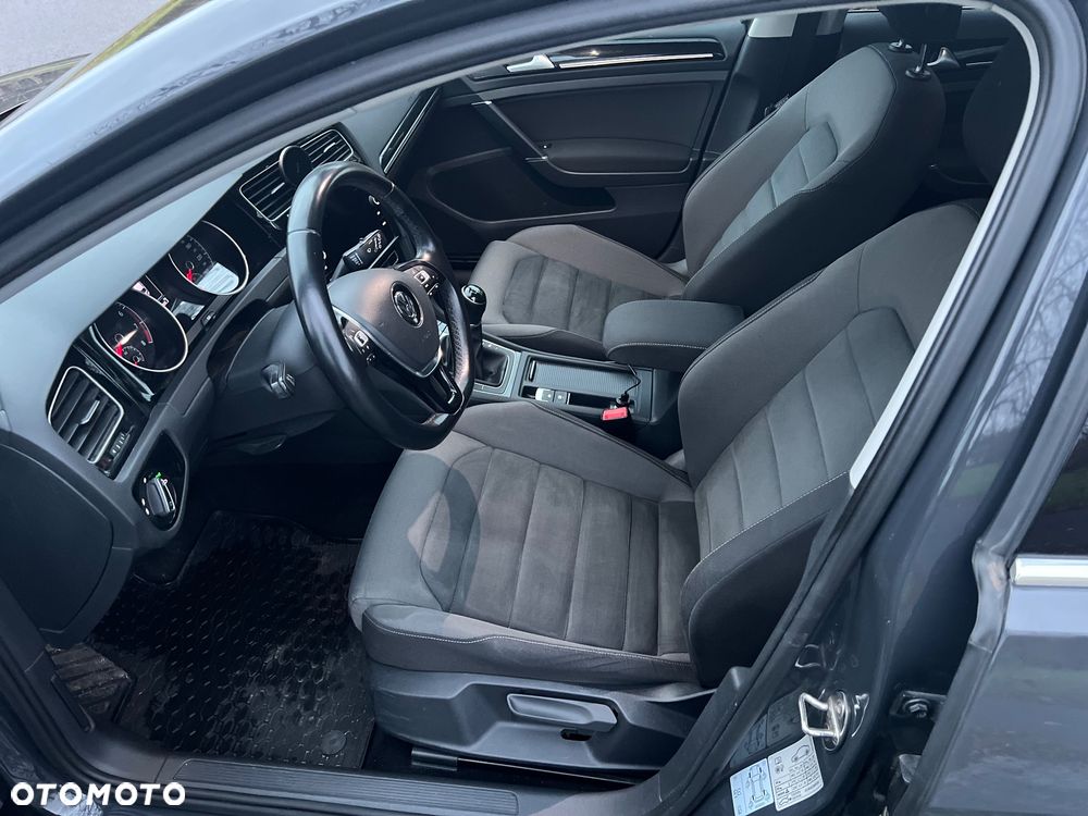 Volkswagen Golf Variant 1.5 TSI BMT Evo Highline - 14