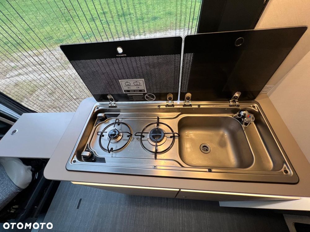 Dethleffs Globetrail 590 CFO - 29