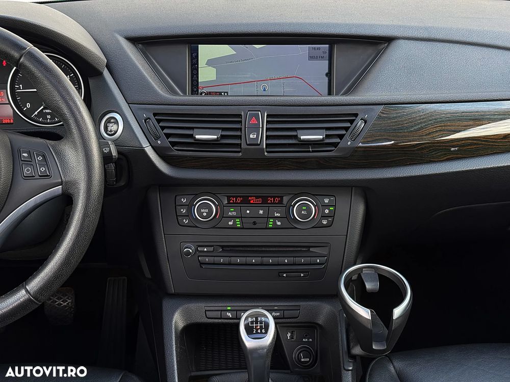 BMW X1 xDrive18d - 21