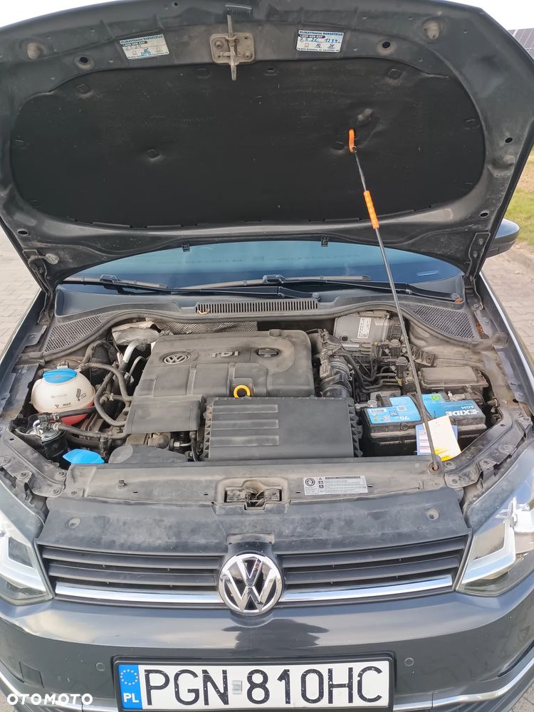 Volkswagen Polo 1.4 TDI (Blue Motion Technology) Comfortline - 15