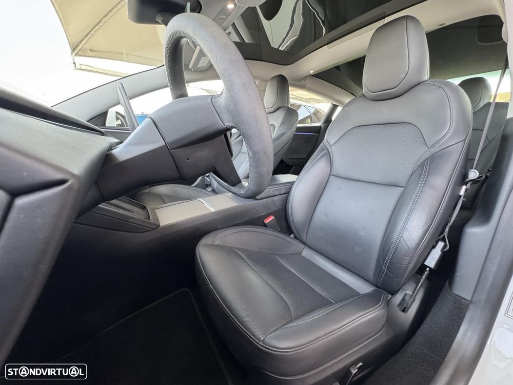 Tesla Model 3 Long Range Tração Integral — fotografia 3