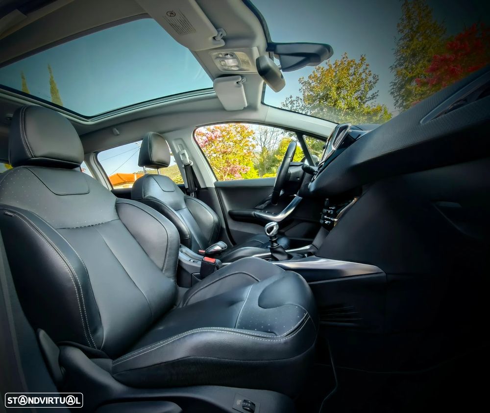 Peugeot 2008 BlueHDi FAP 120 STOP & START GT-Line Edition - 6