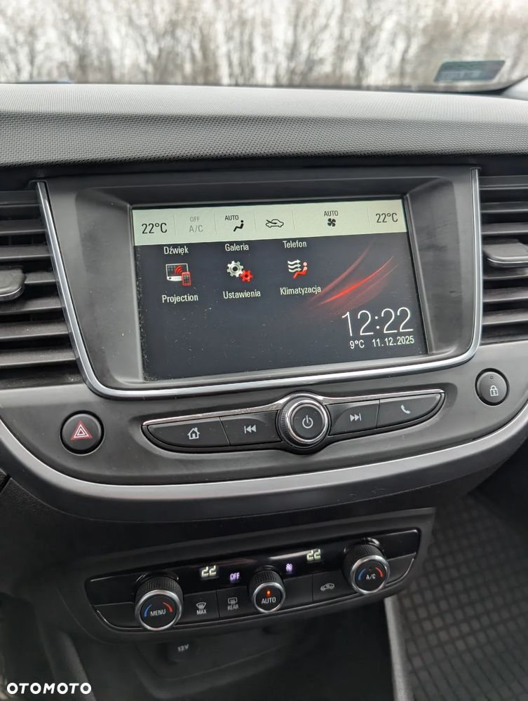 Opel Crossland X 1.2 T 120 Lat S&S - 36