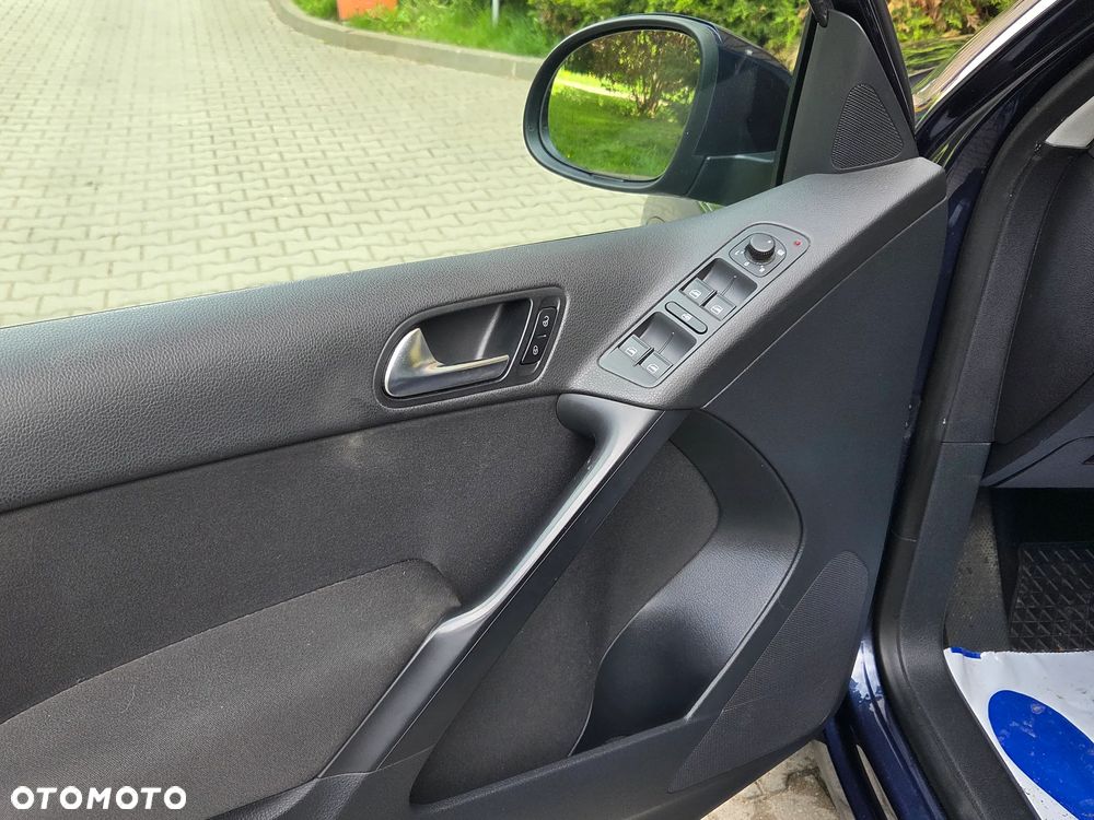 Volkswagen Tiguan 2.0 TDI DPF 4Motion DSG Sport & Style - 24