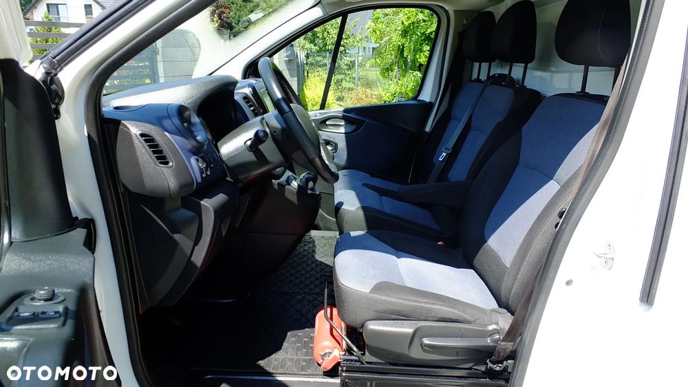 Opel Vivaro - 16